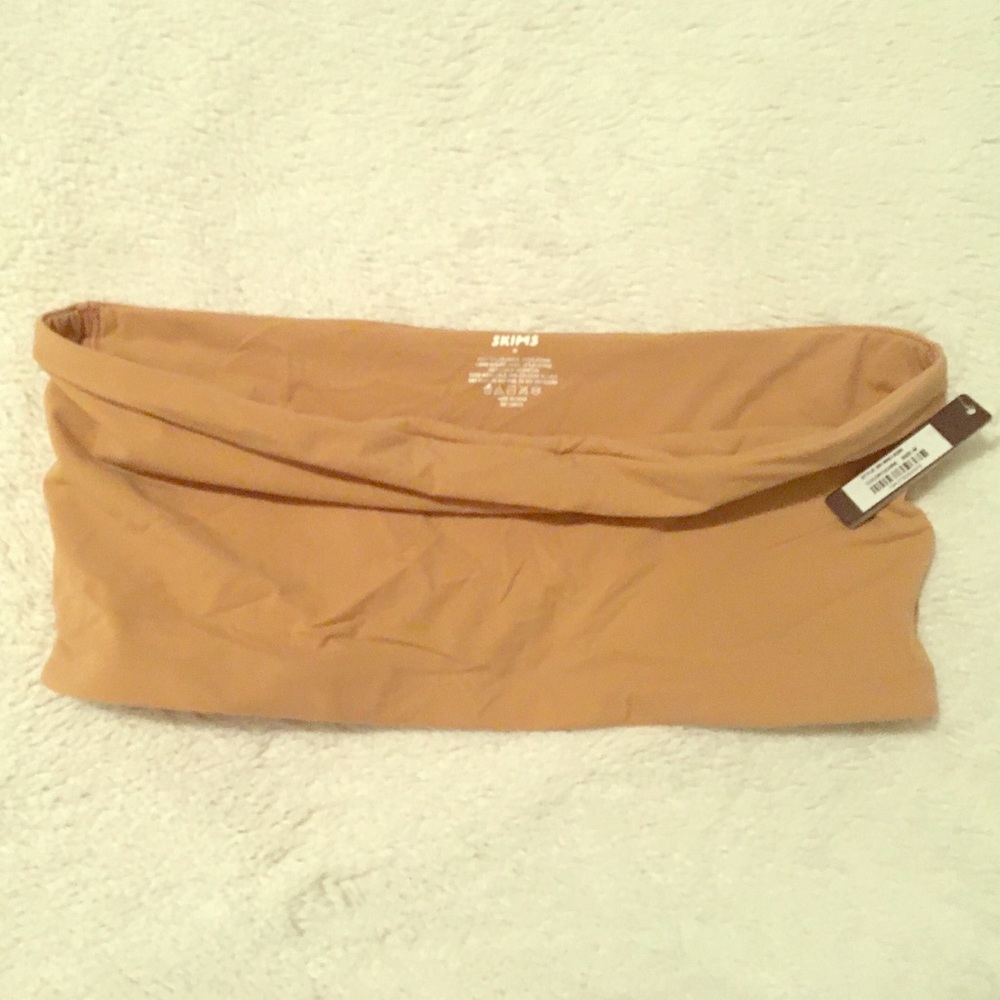 SKIMS- NWT bandeau bra